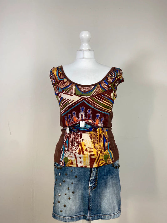 Save The Queen Embellished T-Shirt With Cup Sleeves - Size M/L