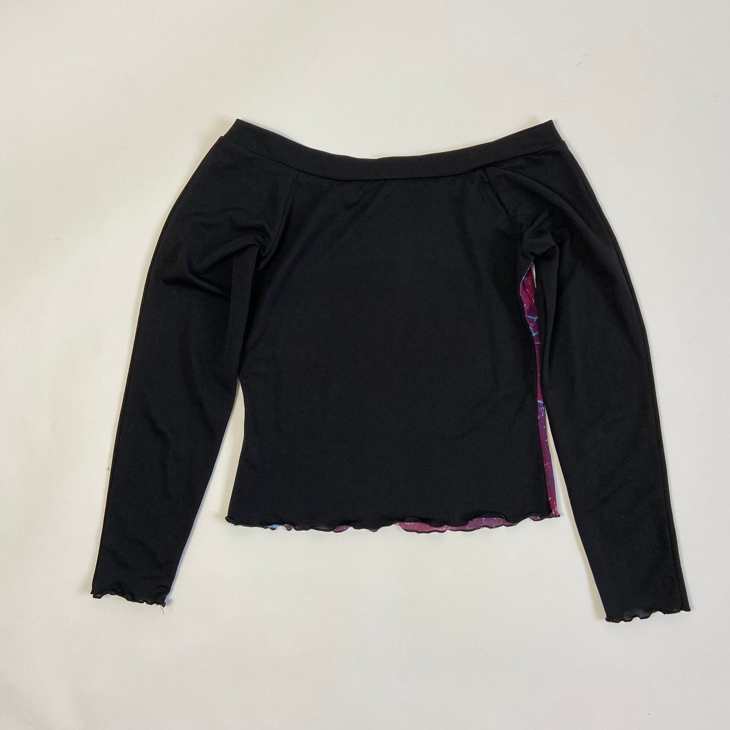 00s Off The Shoulder Graphic Top - Size S