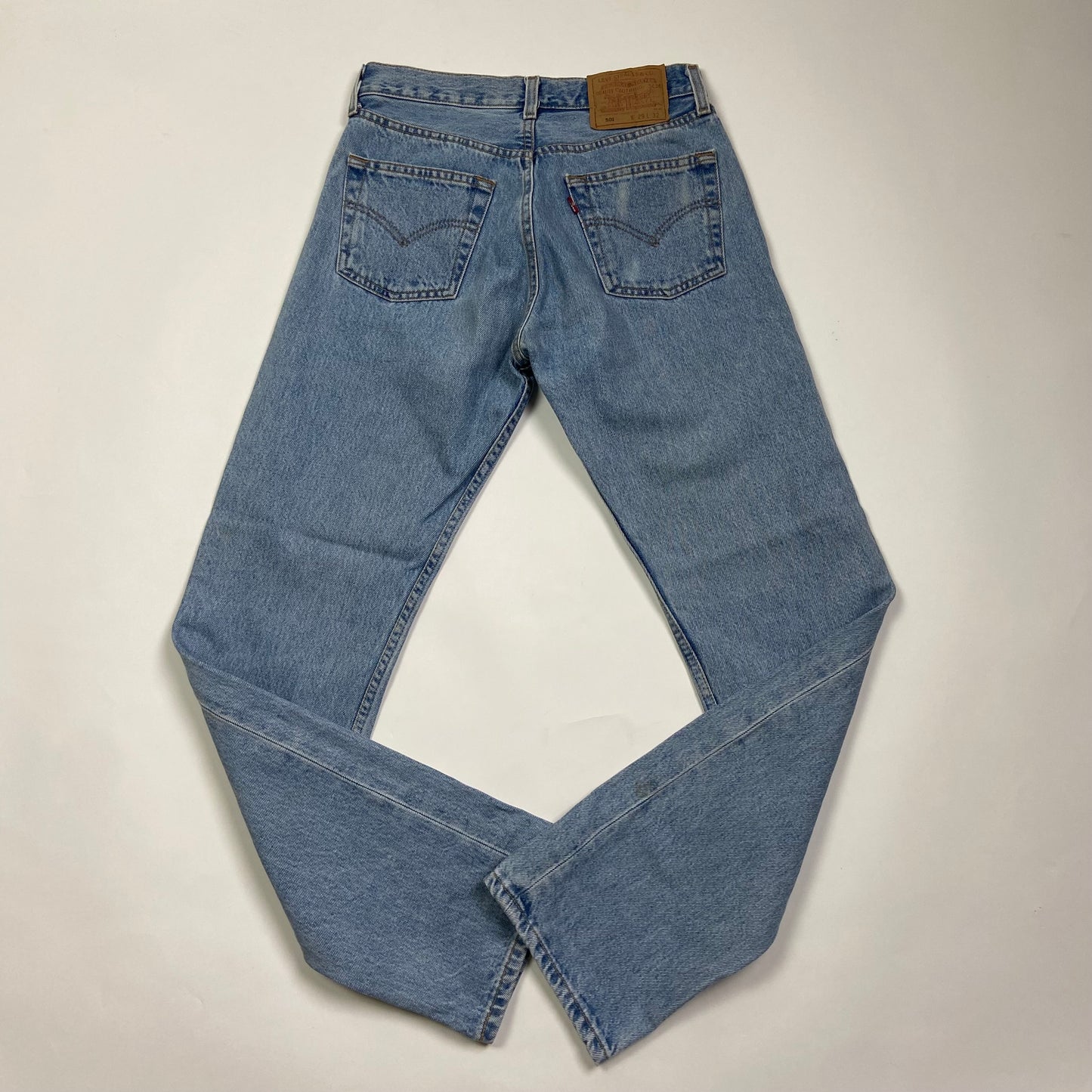 Vintage Levi's 501 Jeans - W27