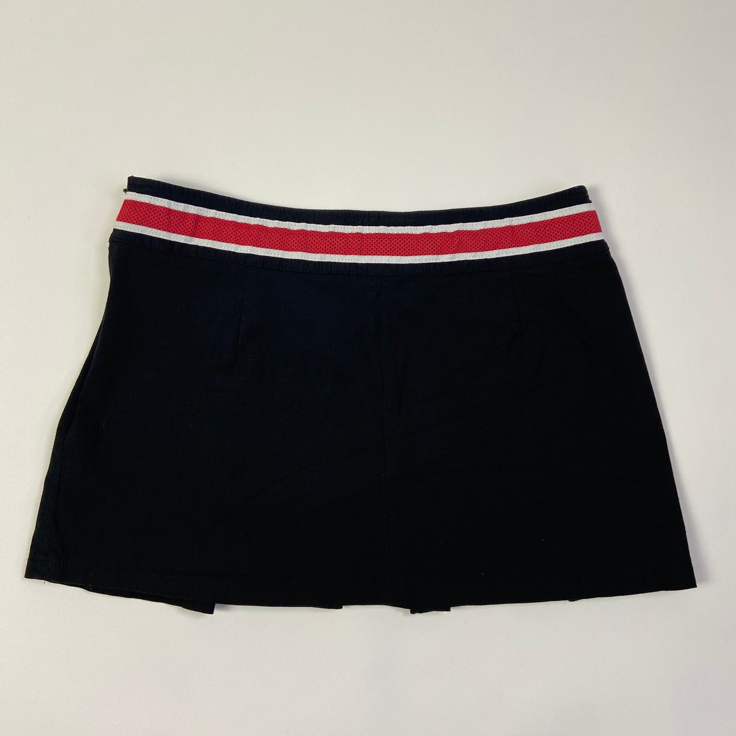 00s Pleated Mini Skirt - Size M/L