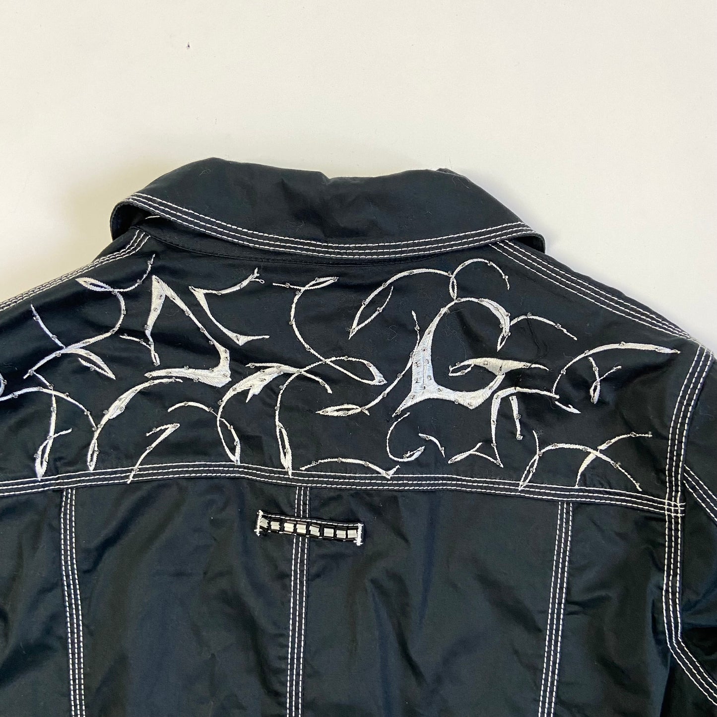 00s Embellished Contrast Stitching Jacket - Size M