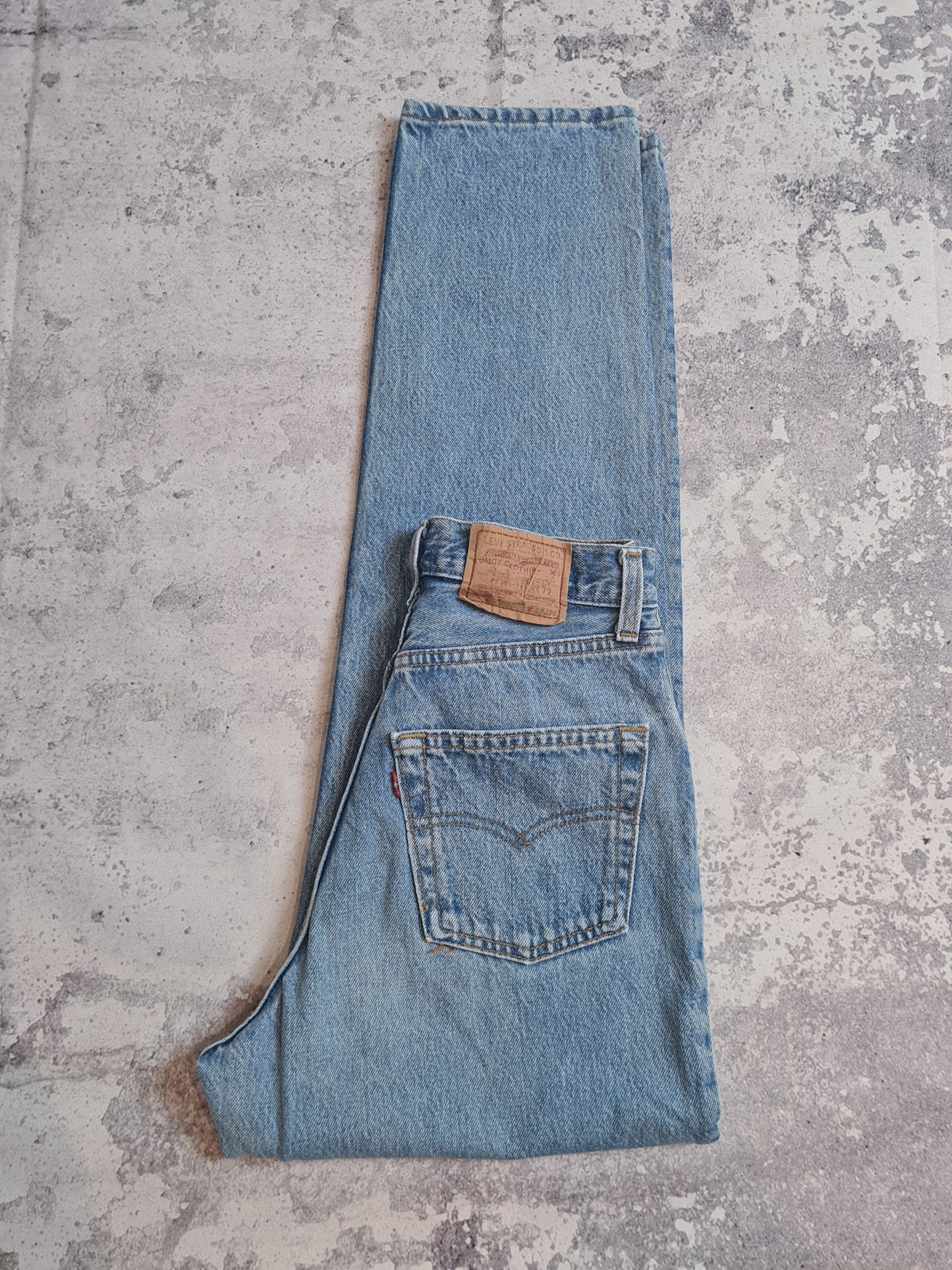 Funky Cat - Vintage 1990s Levi's 901 Jeans W26 stonewash blue