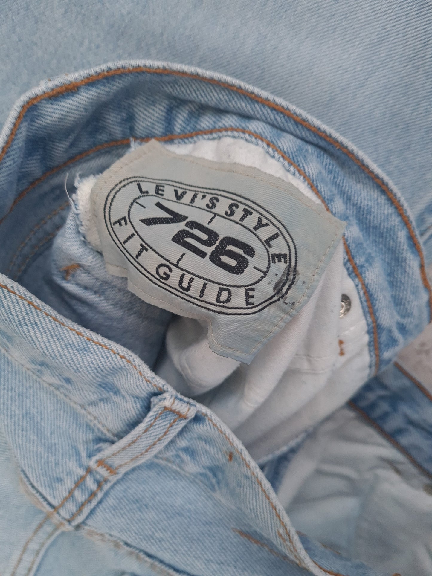 Vintage Levi's 726 Stonwashed Jeans W29 - Funky Cat