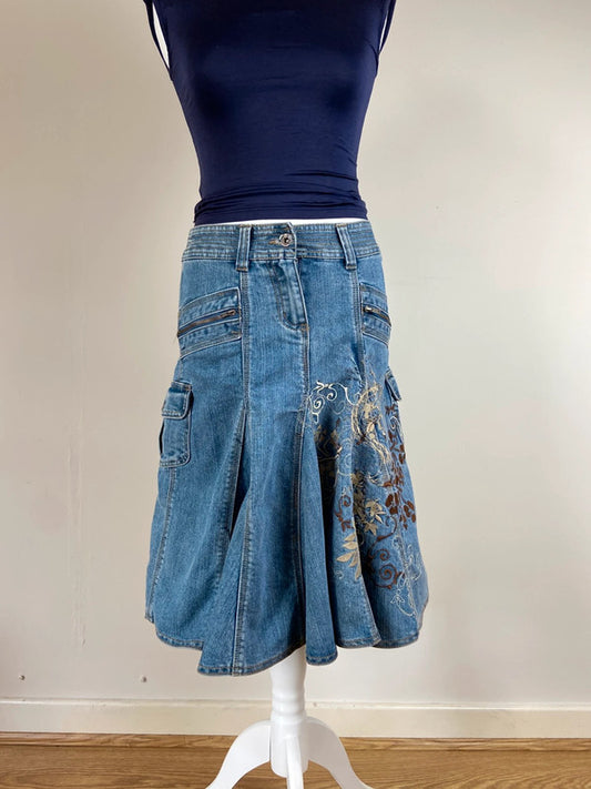 00s Flared Denim Skirt - Size 6/8