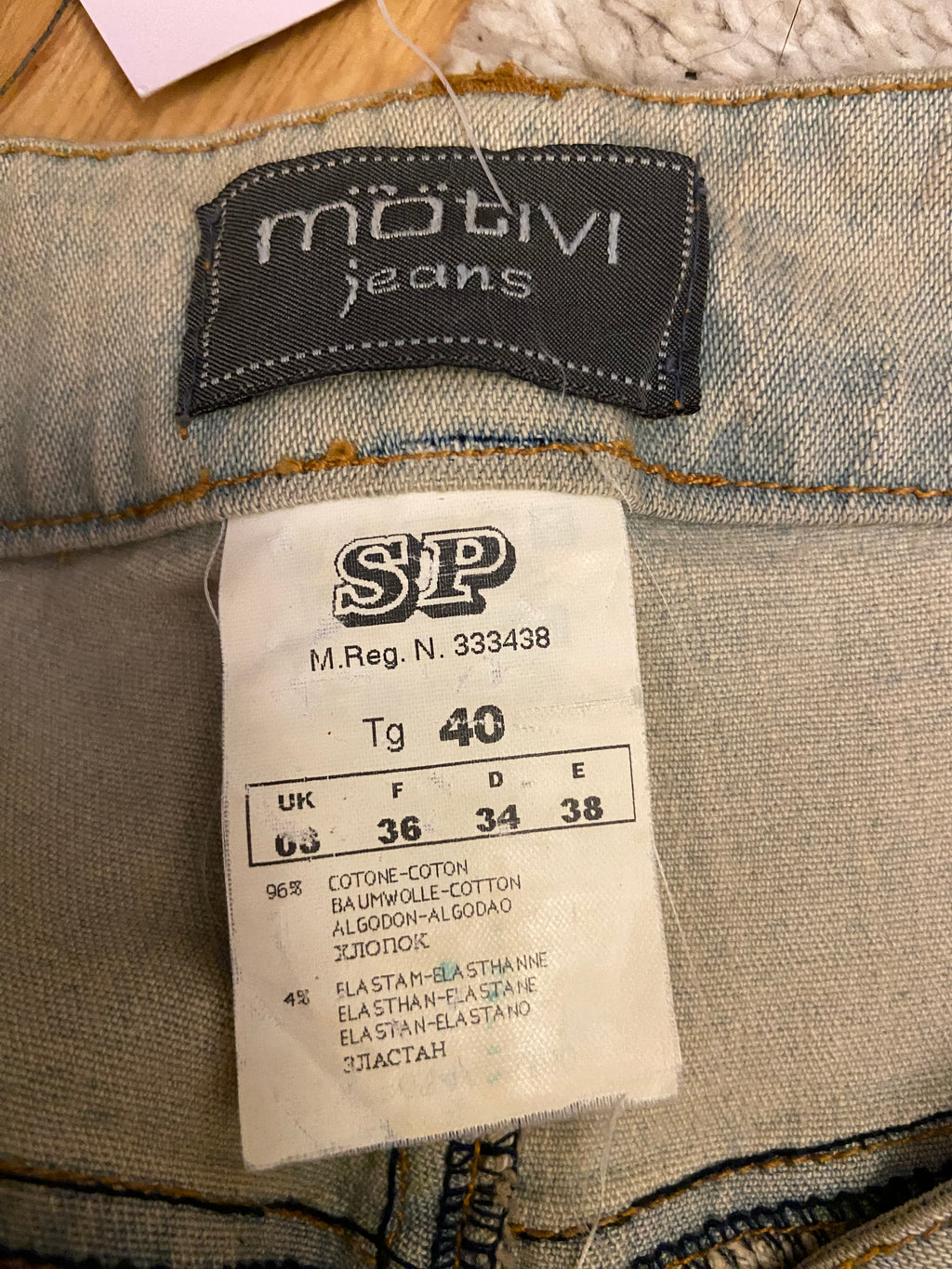 Vintage 00s Embellished Bootcut Jeans - Size XS