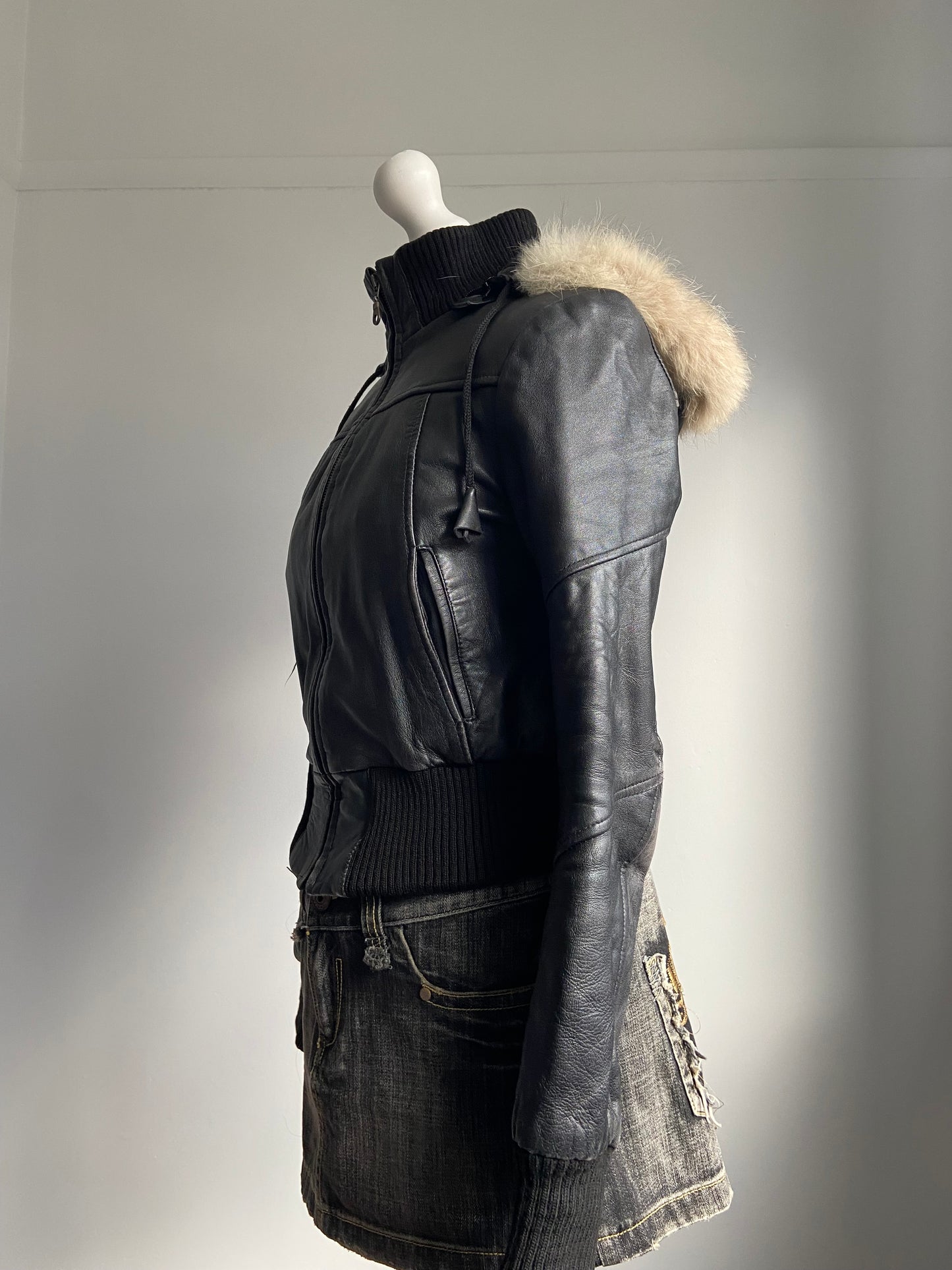 Vintage 00s Fur Hooded Leather Jacket - Size S