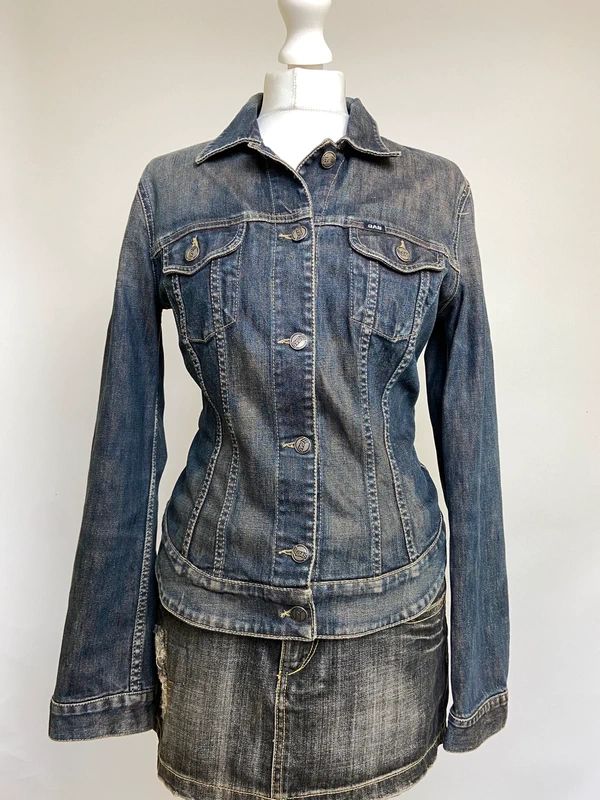 Vintage Y2K Denim Button Up Jacket - Size M