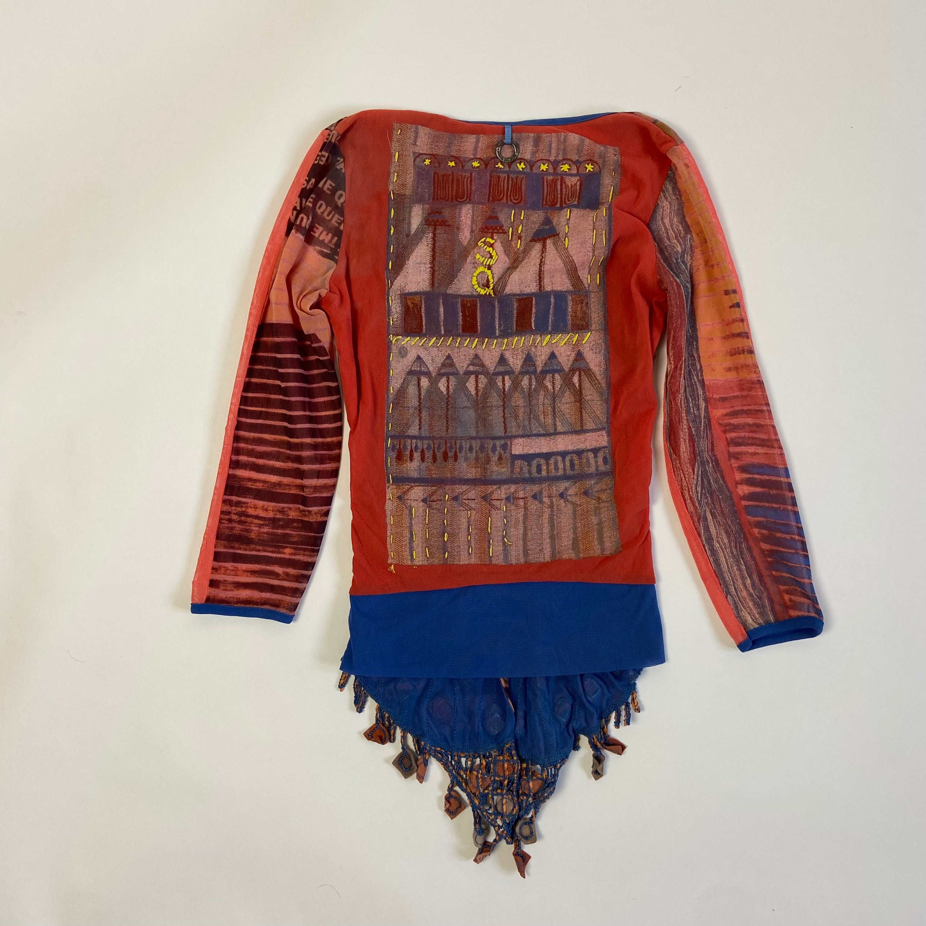 Save The Queen Asymmetric Abstract Print Top - Size S - Funky Cat
