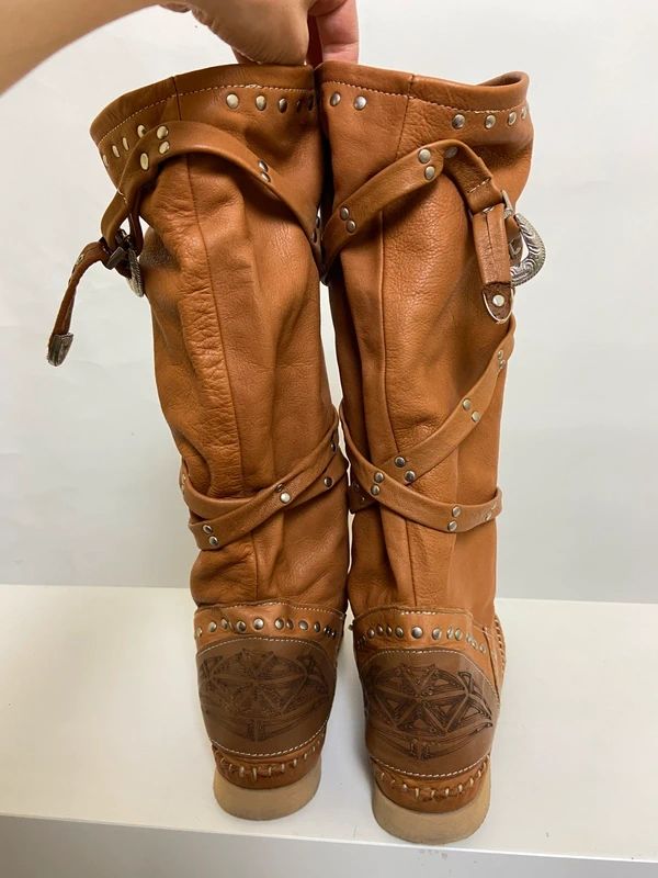 Vintage Studded Buckle Boots - Size 4 - Funky Cat