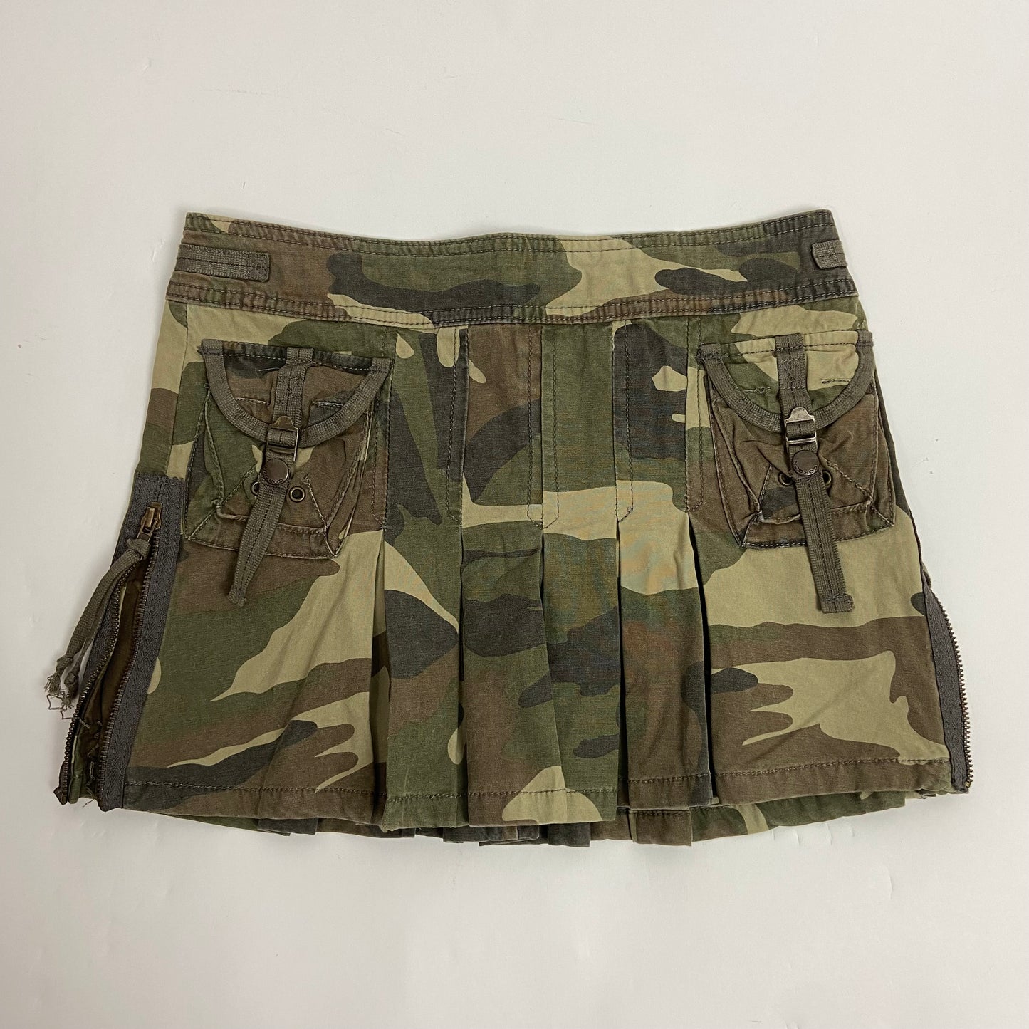 00s Camo Print Cargo Mini Skirt - Size XS