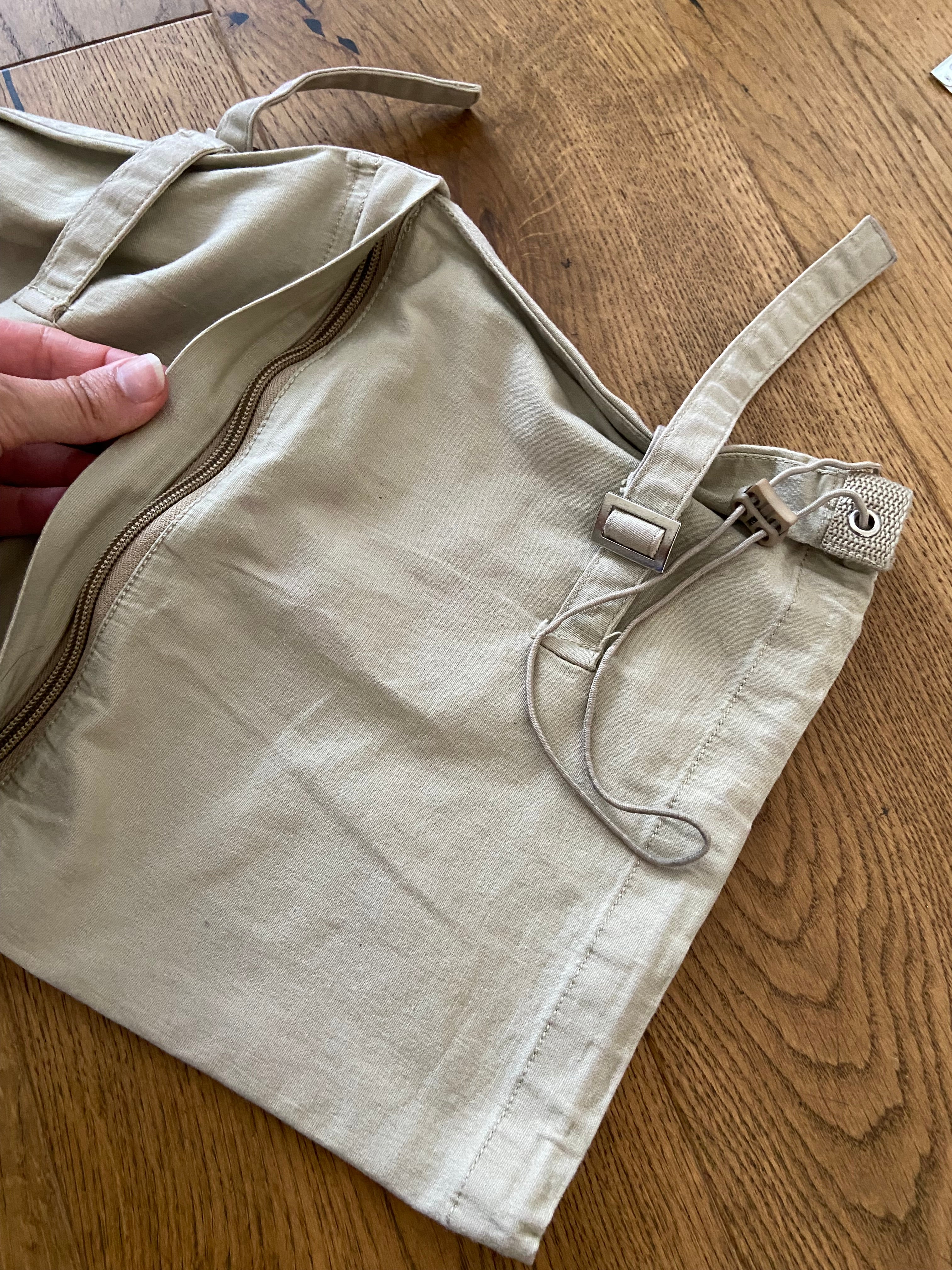 Vintage 00s Beige Gargo Trousers - Size UK 8/10