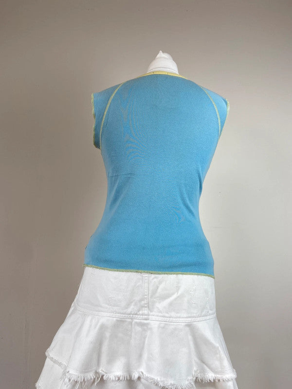 00s Sporty Graphic Baby Tee - Size M