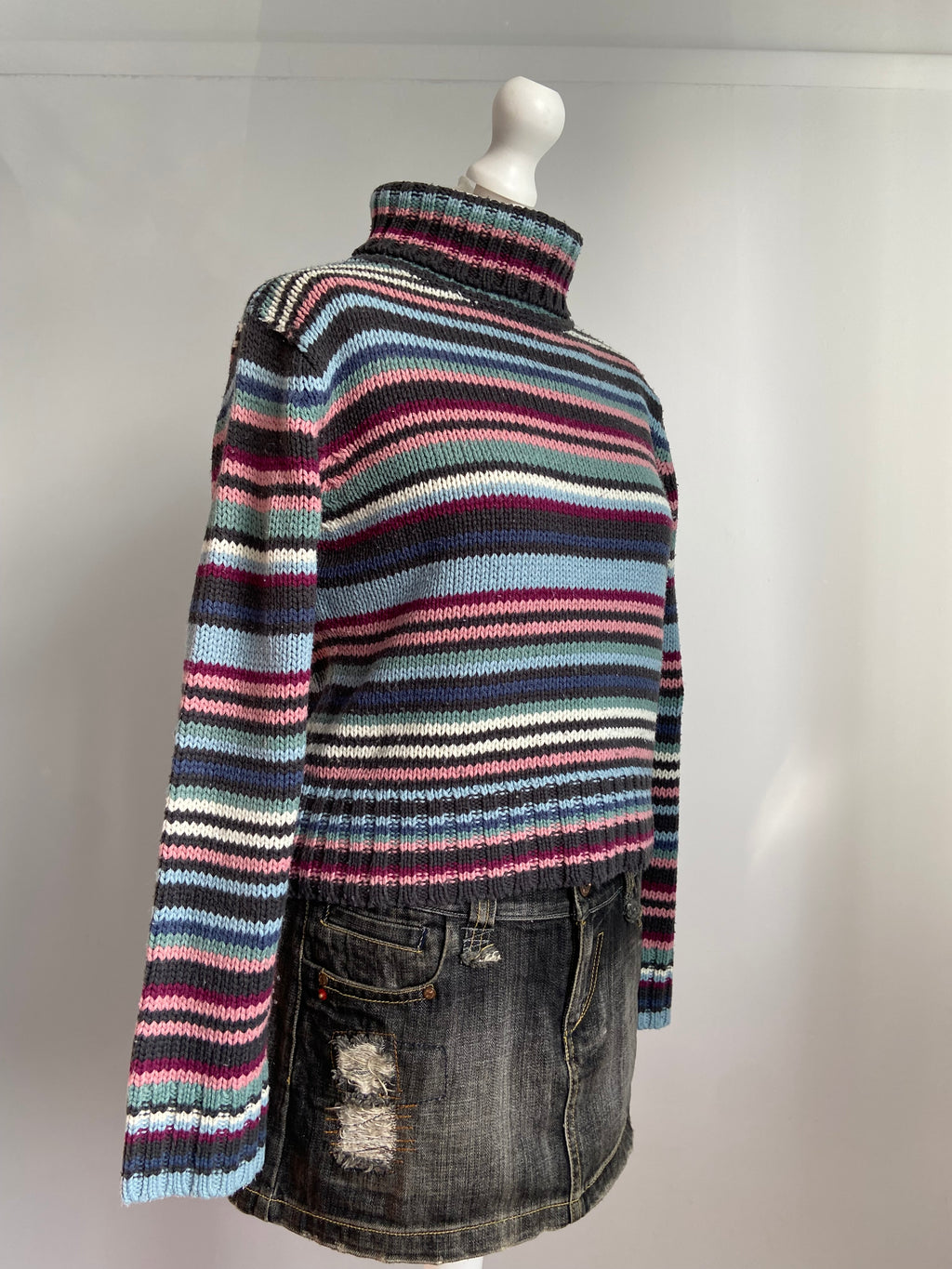 Vintage 00s Stripey Jumper - Size M - Funky Cat