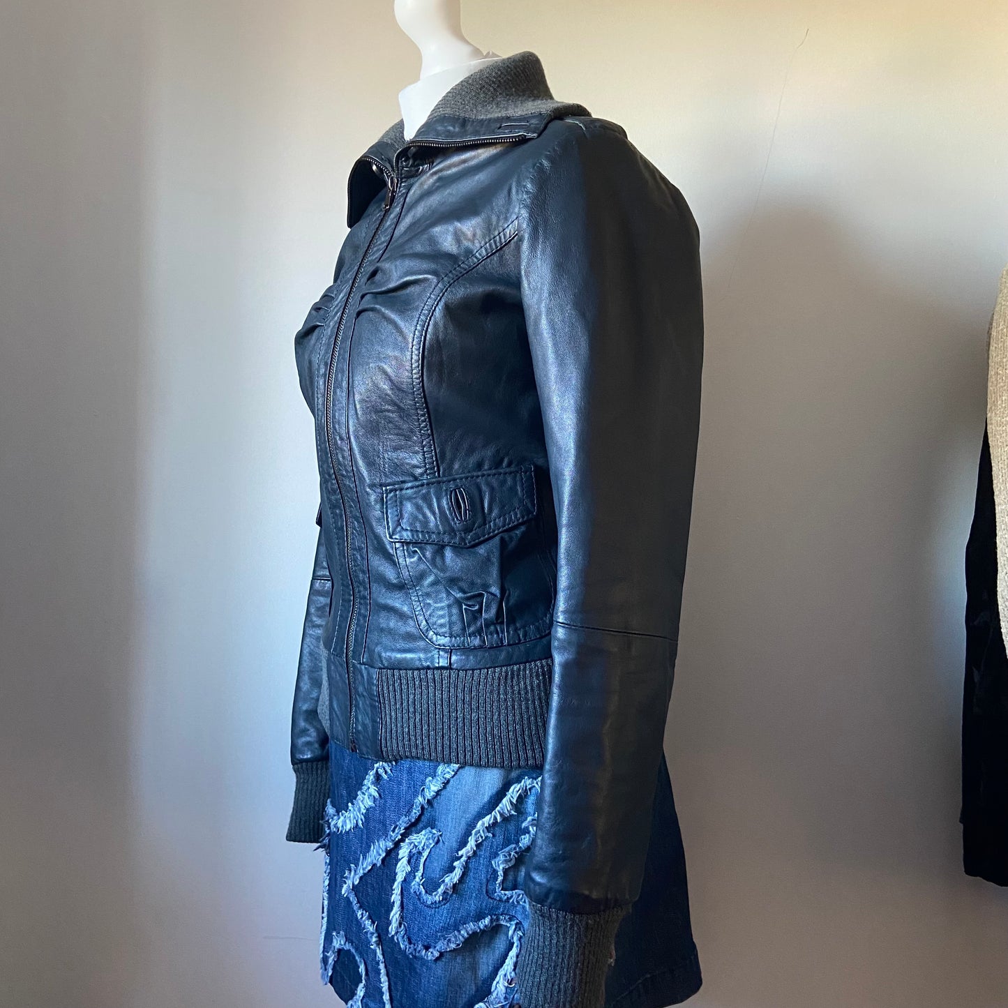 00s Blue & Grey Ruched Leather Jacket - Size M