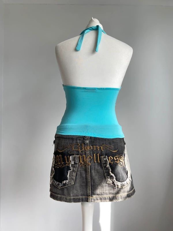 Vintage 00s Sequin Halterneck Top - Size XS/S - Funky Cat