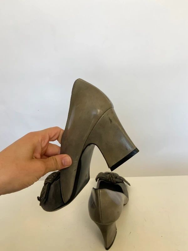 Vintage 00s Court Heels - Size UK 6