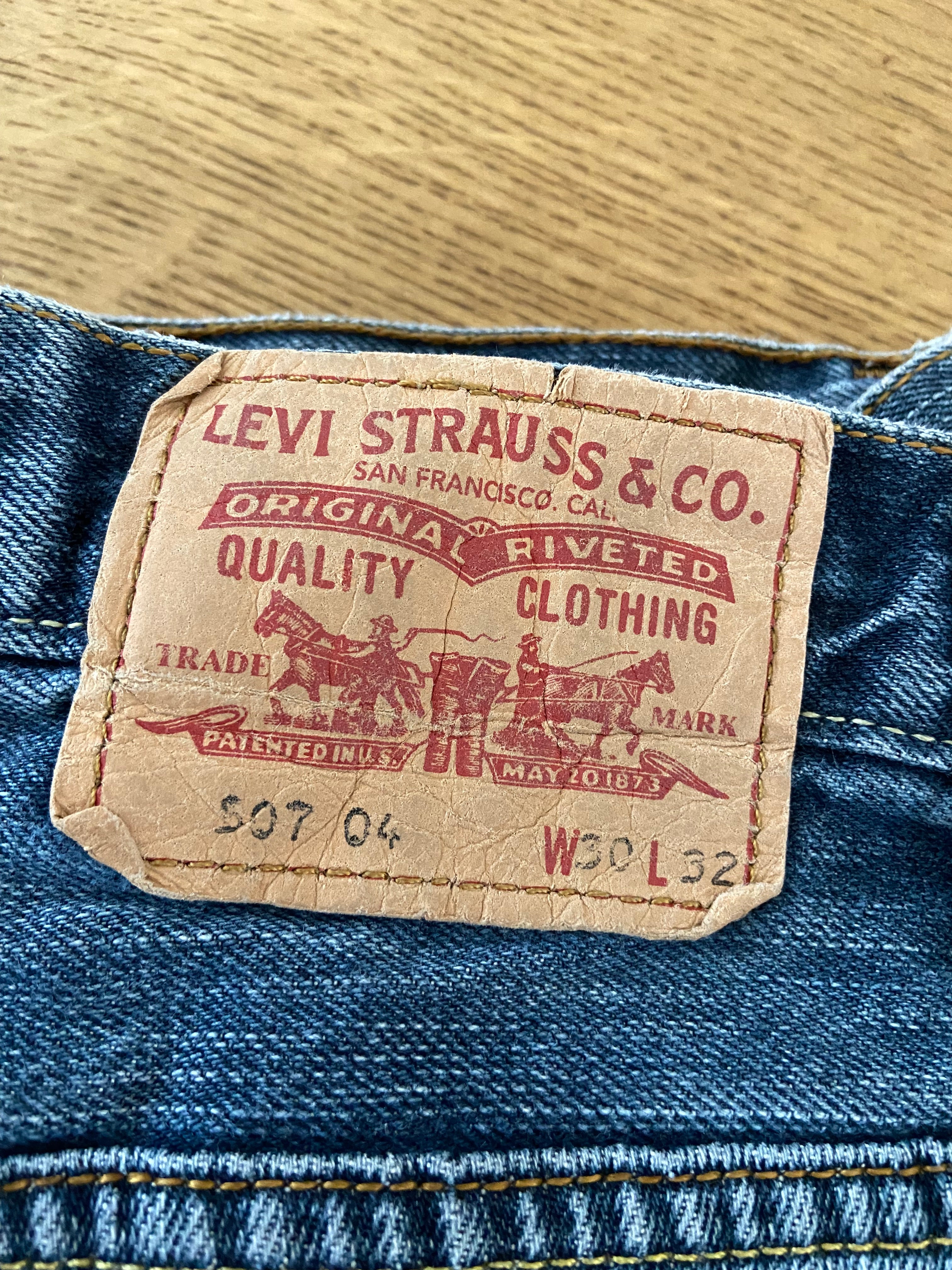 Vintage Levi's Straight Leg Jeans - Size 10
