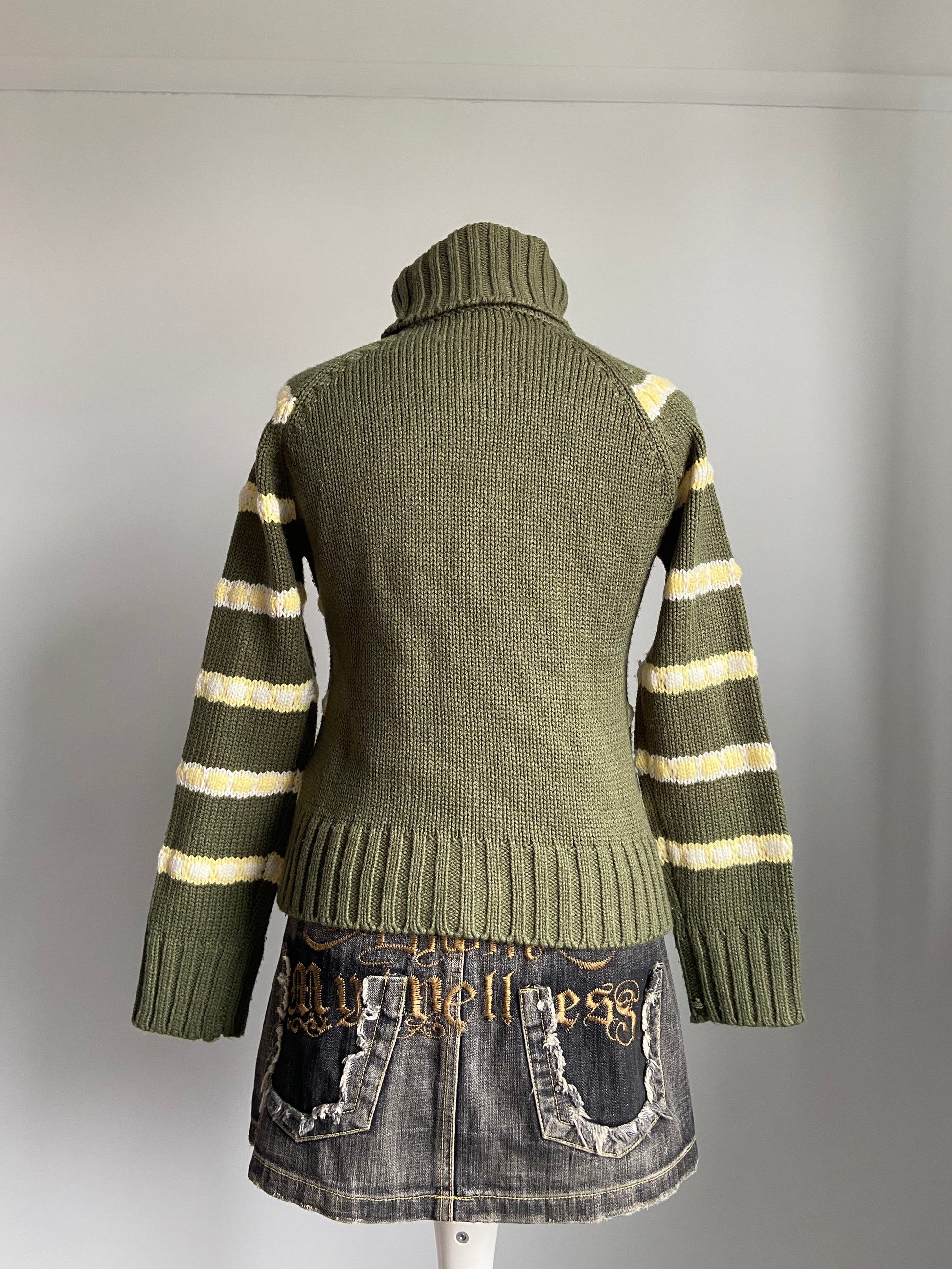 Vintage 00s Stripey Knit Jumper - Size M - Funky Cat