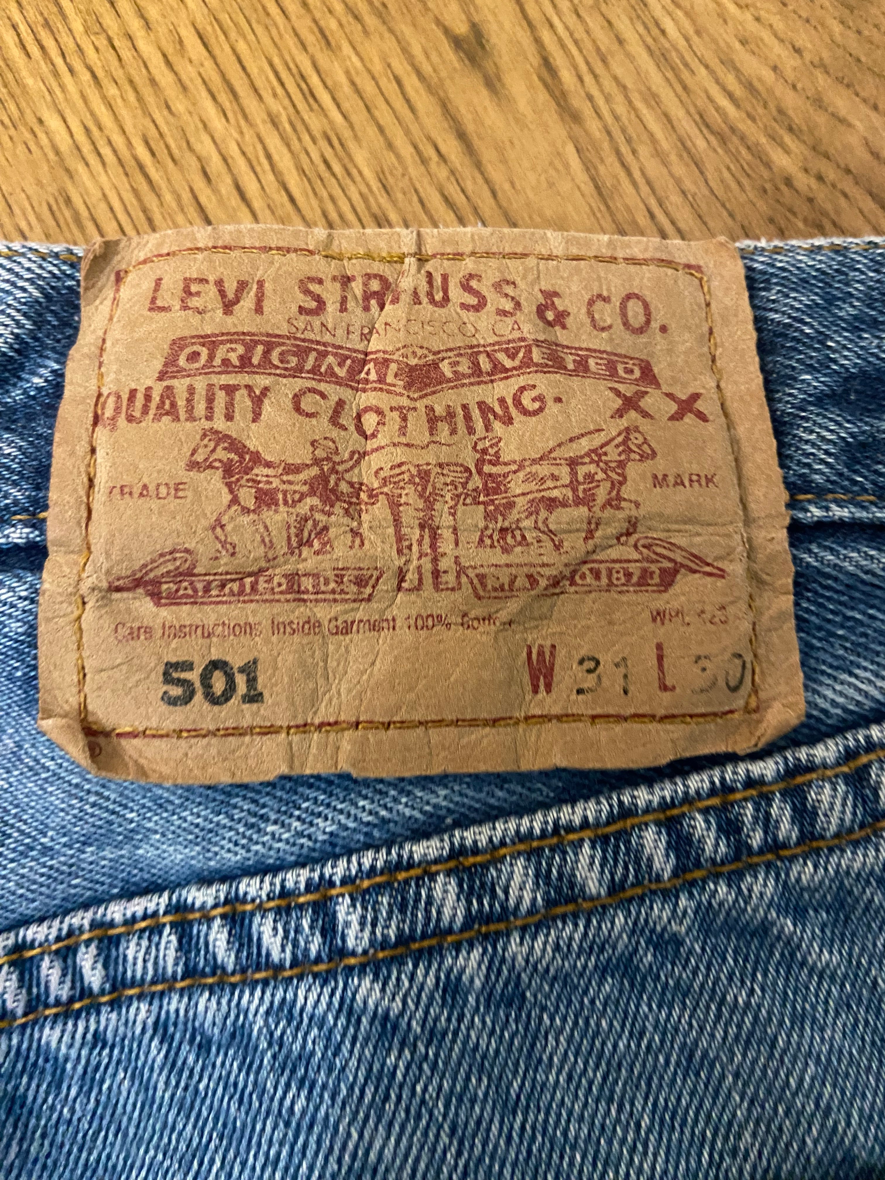 Vintage 90s Levi’s Jeans 501 - Size UK 8/10