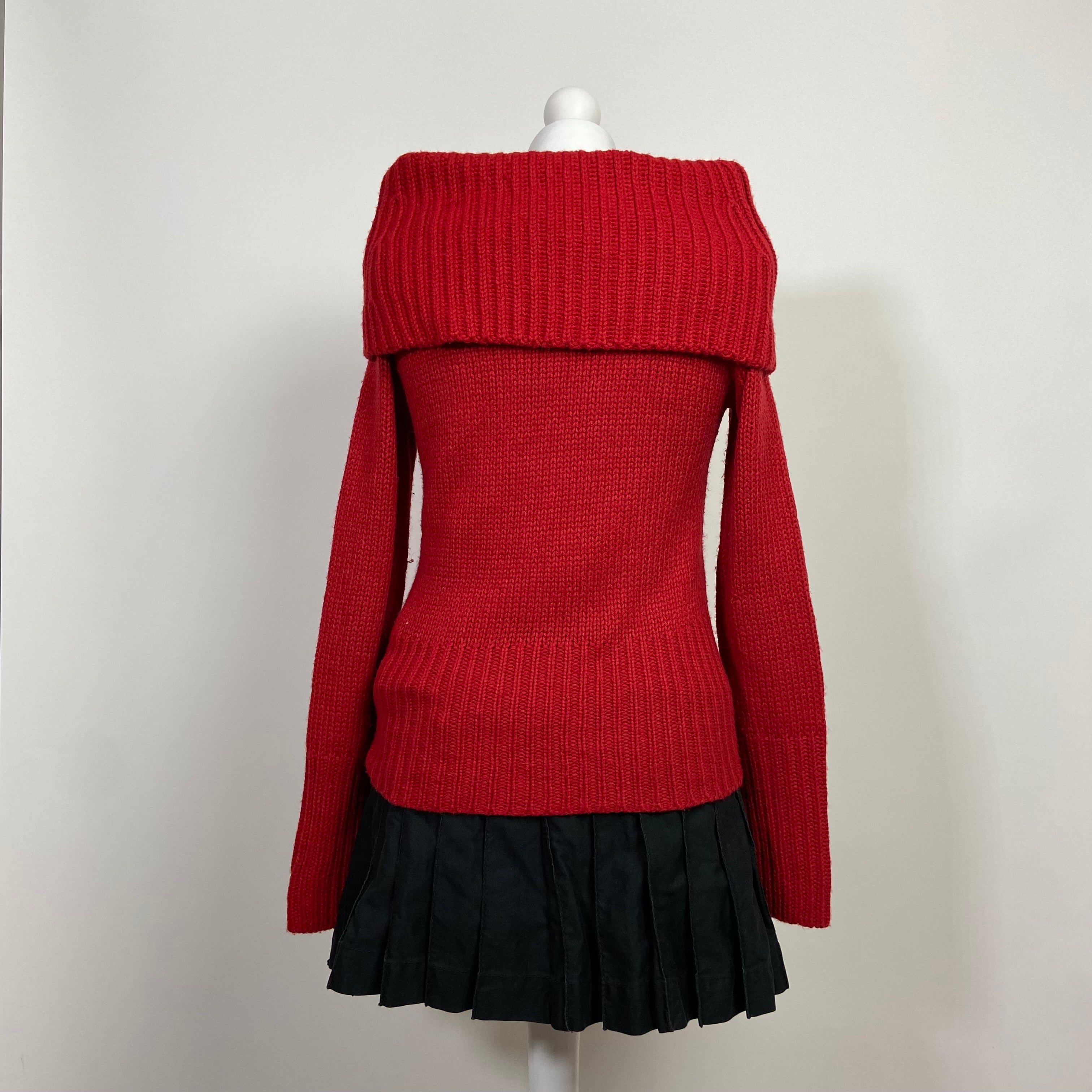00s Red Off The Shoulder Jumper - Size M - Funky Cat