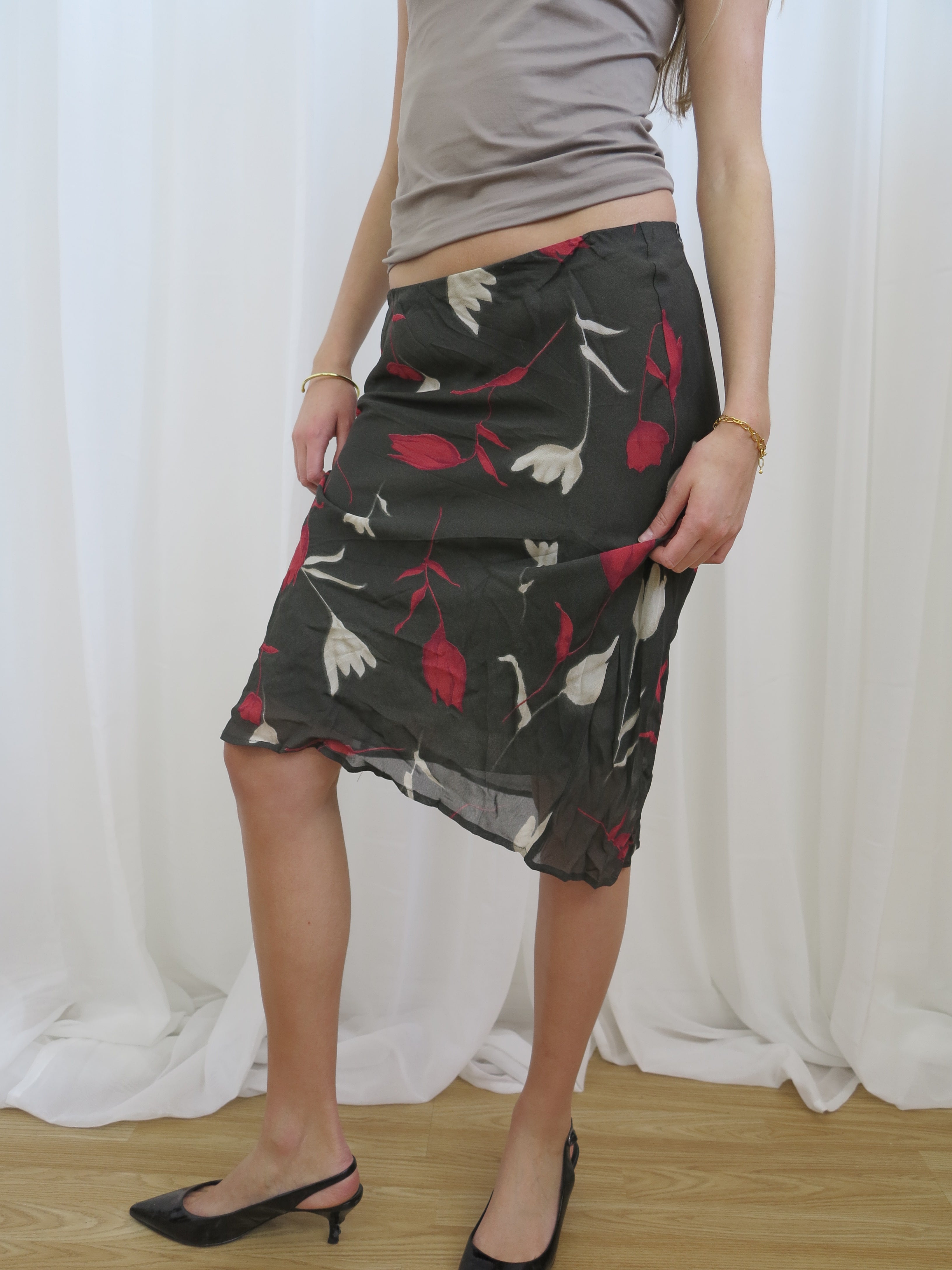 Vintage 00s Floral Mesh Skirt - Size 8-10 - Funky Cat