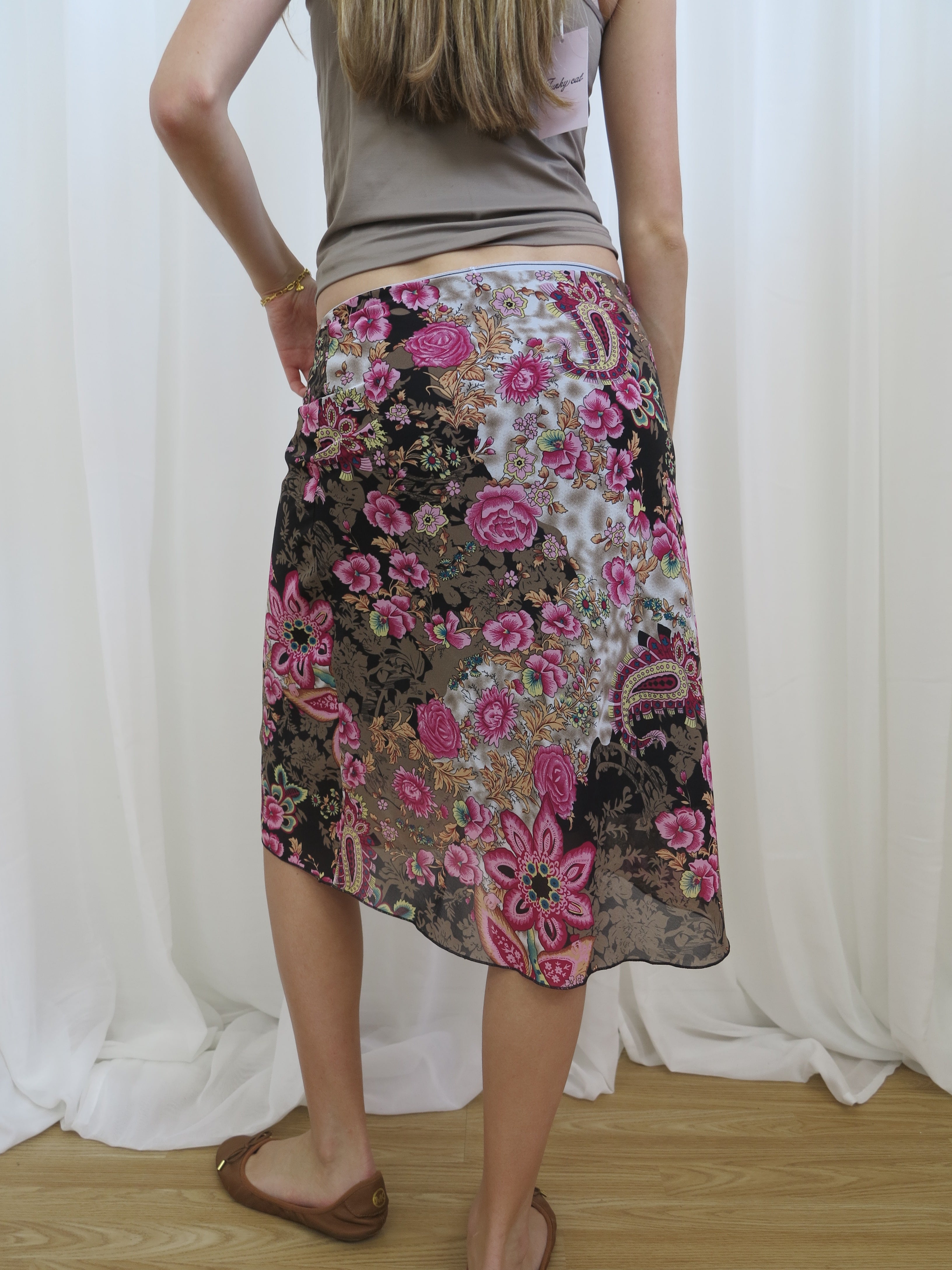 Vintage 00s Floral Mesh Skirt - Size 10-12 - Funky Cat