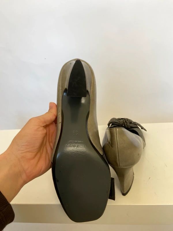 Vintage 00s Court Heels - Size UK 6