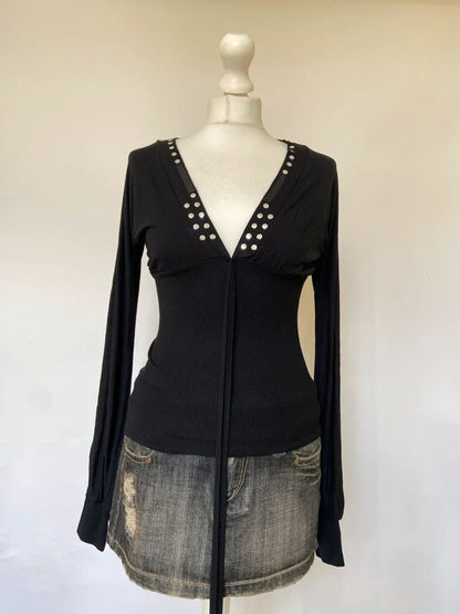 Vintage y2k Studded V-Neck Top - Size S/M