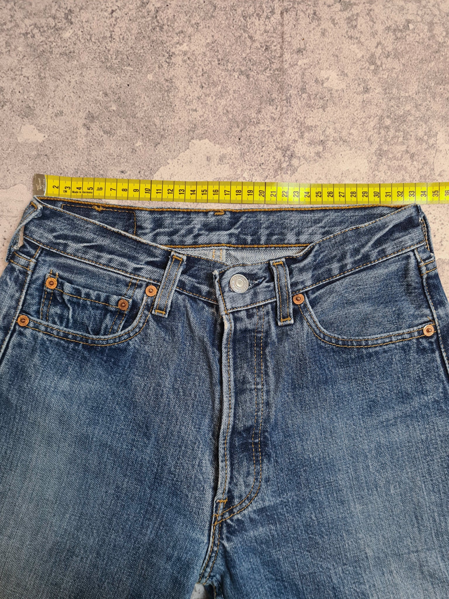 Vintage Lightwash Women's 501 Levi's Jeans “25 “26 – AllVintageDenim